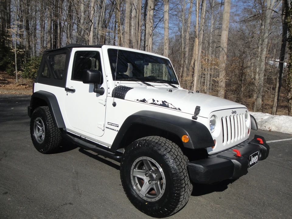2013 Jeep JK Wrangler - Image 3 of 31
