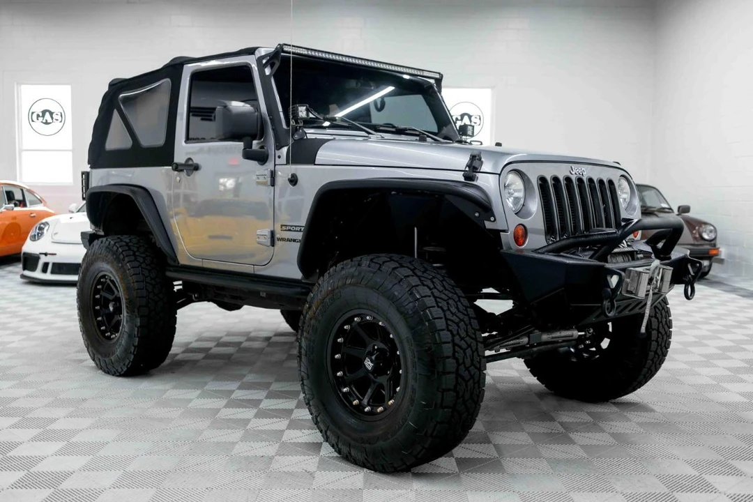 2013 Jeep JK Wrangler - Image 5 of 31