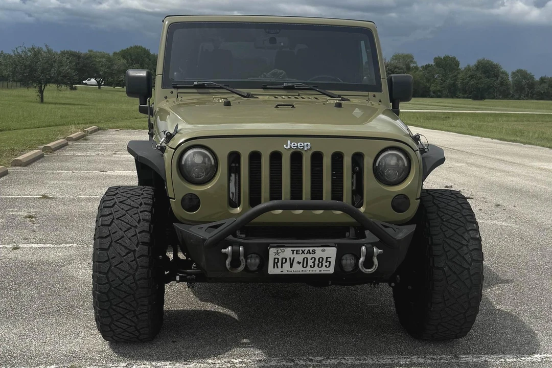 2013 Jeep JK Wrangler - Image 2 of 31