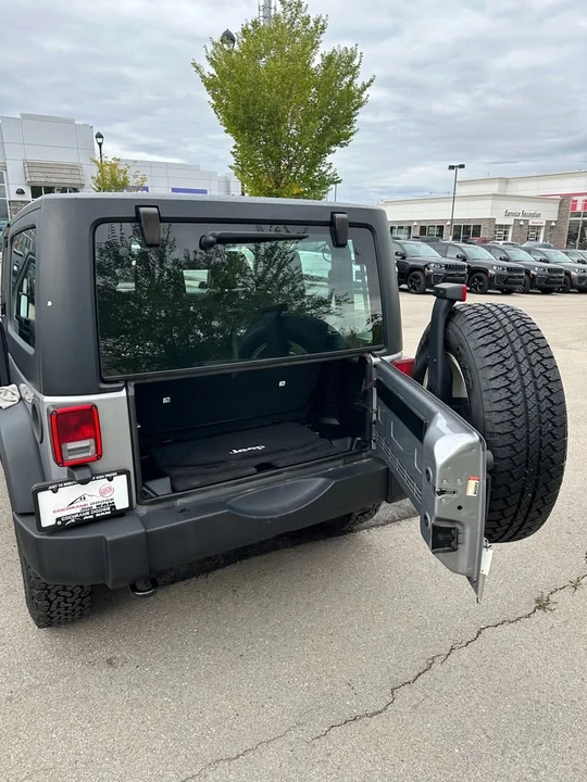 2013 Jeep JK Wrangler - Image 6 of 9