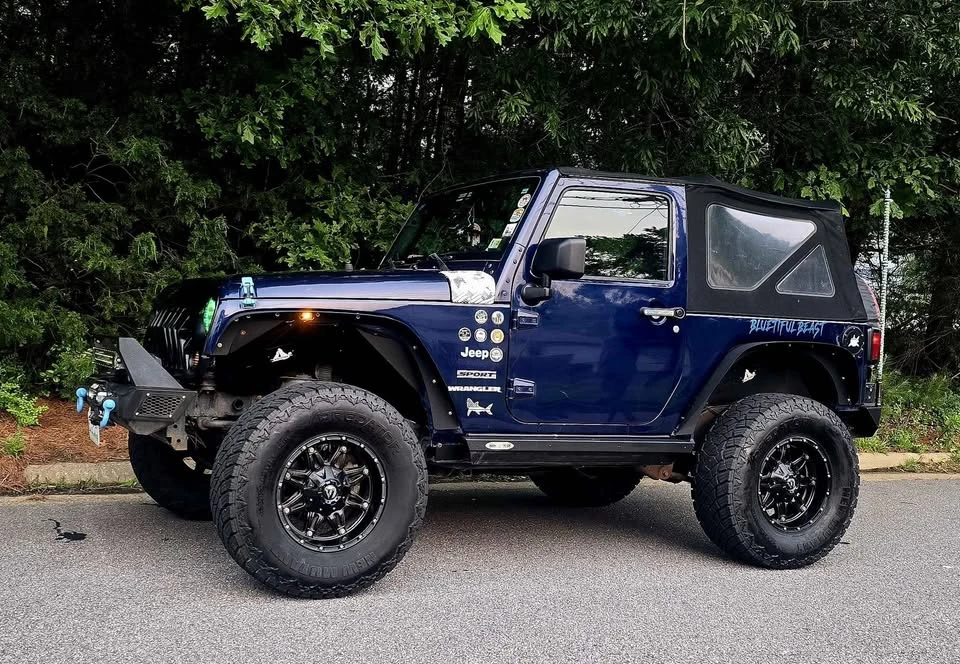 2013 Jeep JK Wrangler - Image 2 of 5