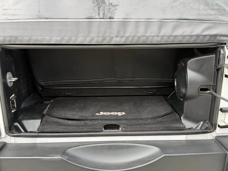 2013 Jeep JK Wrangler - Image 15 of 17