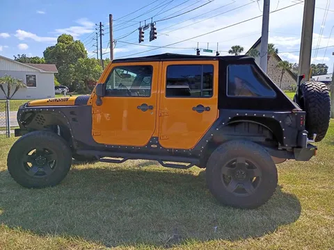 2013 Jeep Wrangler Sport SUV 4D
