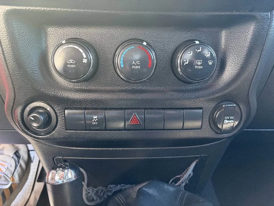 2013 Jeep JK Wrangler - Image 17 of 20