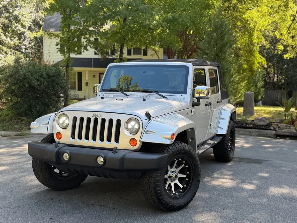 2013 Jeep JK Wrangler - Image 2 of 9