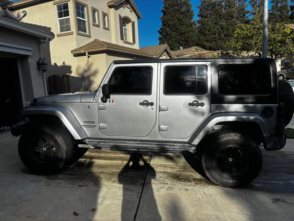 2013 Jeep JK Wrangler - Image 2 of 11