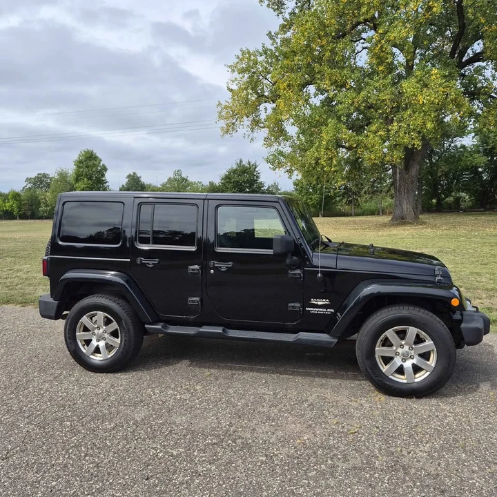 2013 Jeep JK Wrangler - Image 2 of 18