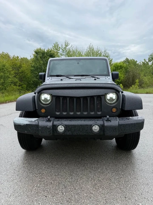 2013 Jeep JK Wrangler - Image 2 of 9