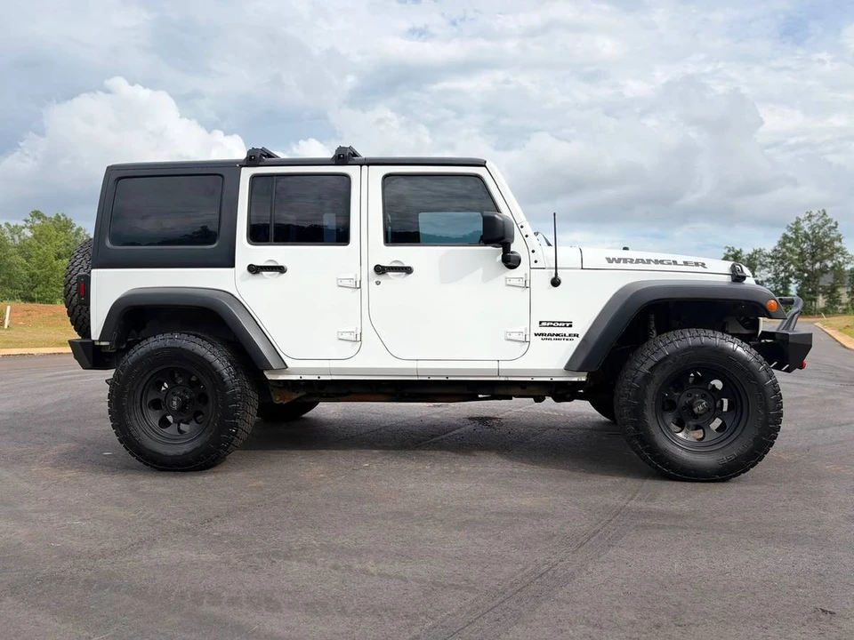 2013 Jeep JK Wrangler - Image 4 of 21