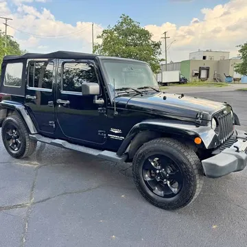 2013 Jeep Wrangler Unlimited Sierra