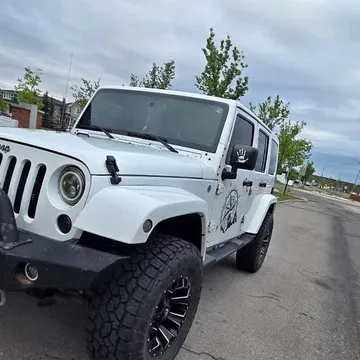 2013 Jeep Wrangler Unlimited Sahara