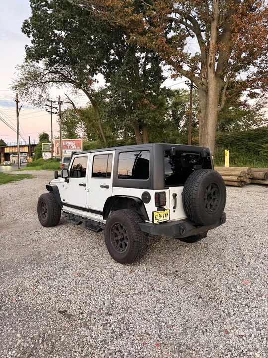2013 Jeep JK Wrangler - Image 2 of 8