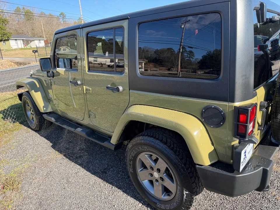 2013 Jeep JK Wrangler - Image 16 of 17