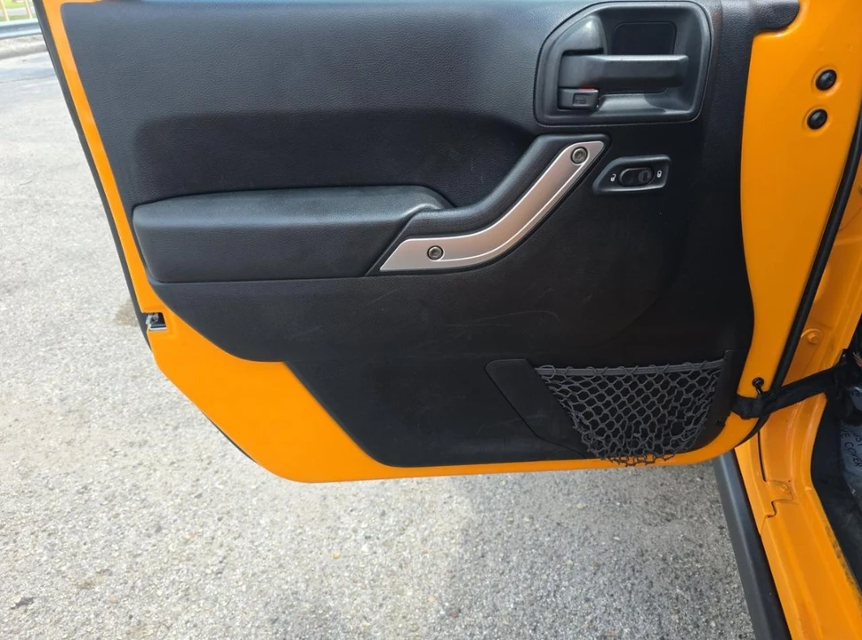 2013 Jeep JK Wrangler - Image 14 of 15