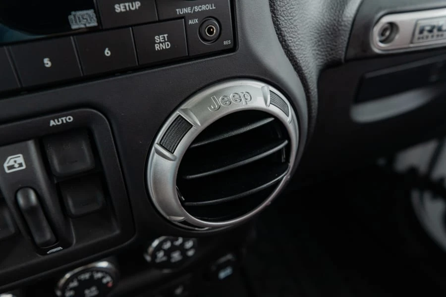 2013 Jeep JK Wrangler - Image 20 of 31