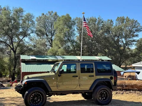 2013 Jeep Wrangler Unlimited Rubicon Sport Utility 4D