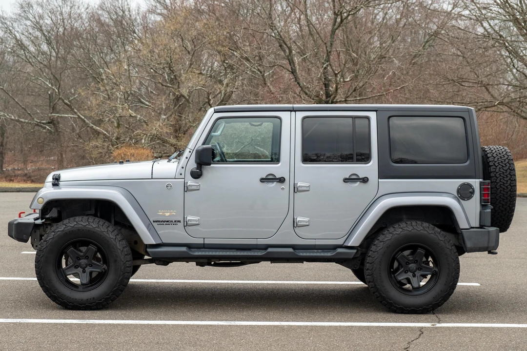 2013 Jeep JK Wrangler - Image 3 of 31