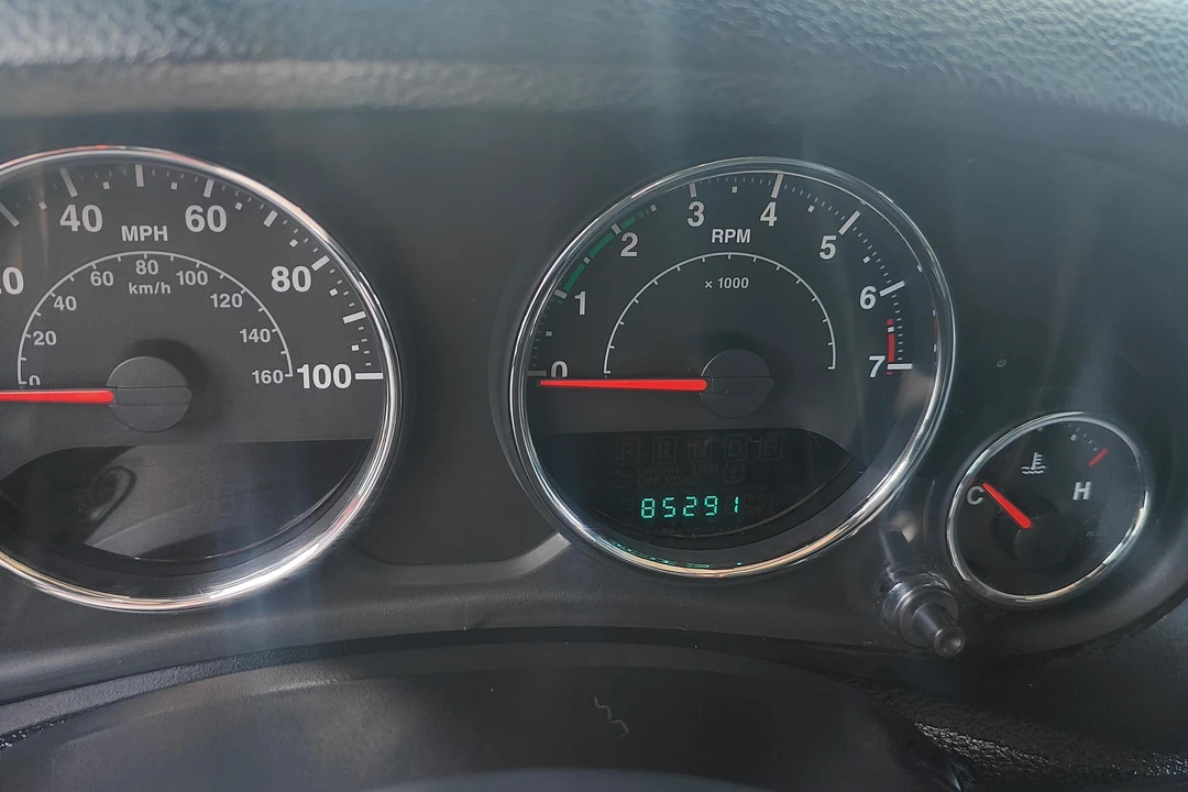 2013 Jeep JK Wrangler - Image 24 of 31