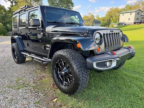 2013 Jeep Wrangler Unlimited Sahara (JK) Sport Utility 4D