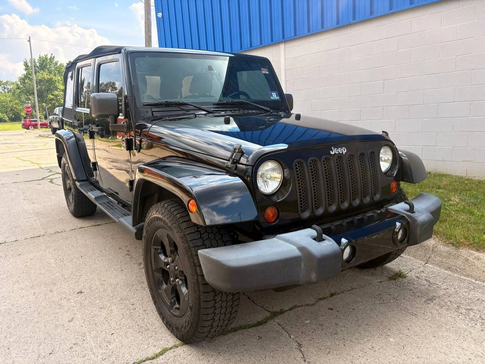 2013 Jeep JK Wrangler - Image 2 of 7