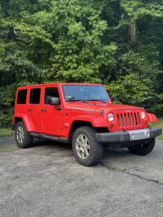 2013 Jeep JK Wrangler - Image 2 of 10