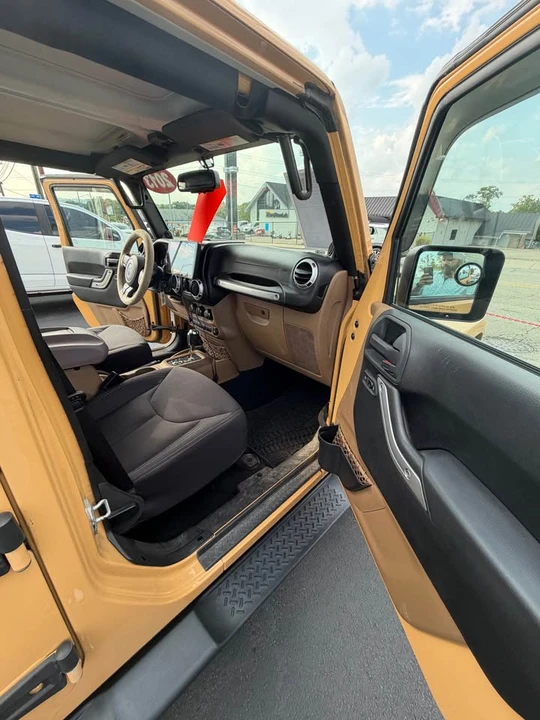 2013 Jeep JK Wrangler - Image 12 of 14