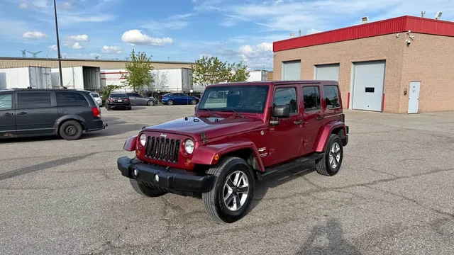 2013 Jeep Wrangler Unlimited Sahara