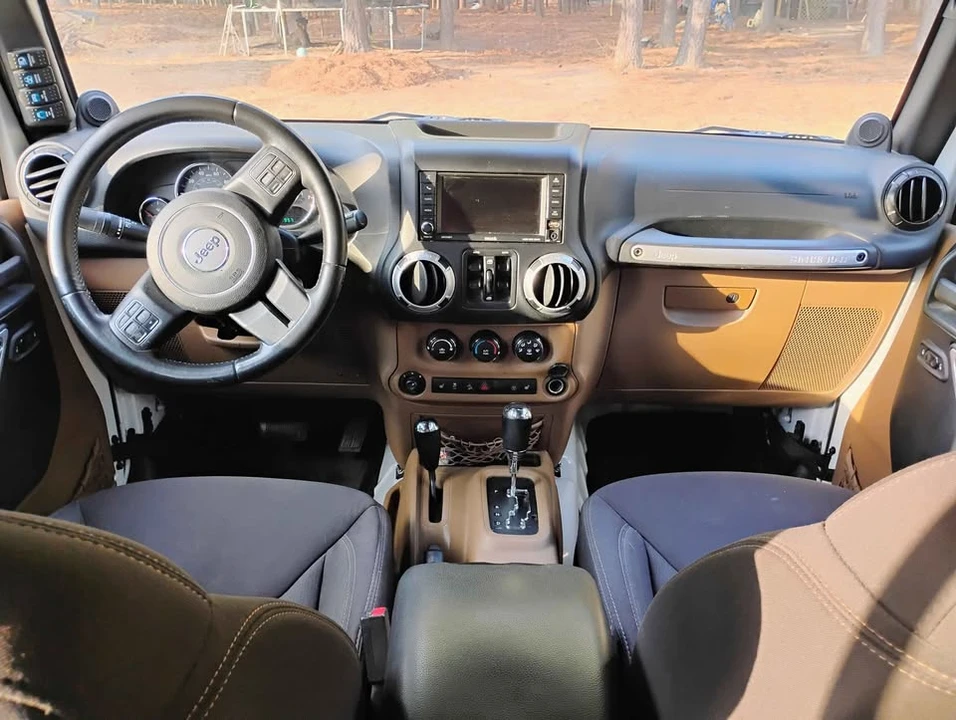 2013 Jeep JK Wrangler - Image 8 of 15