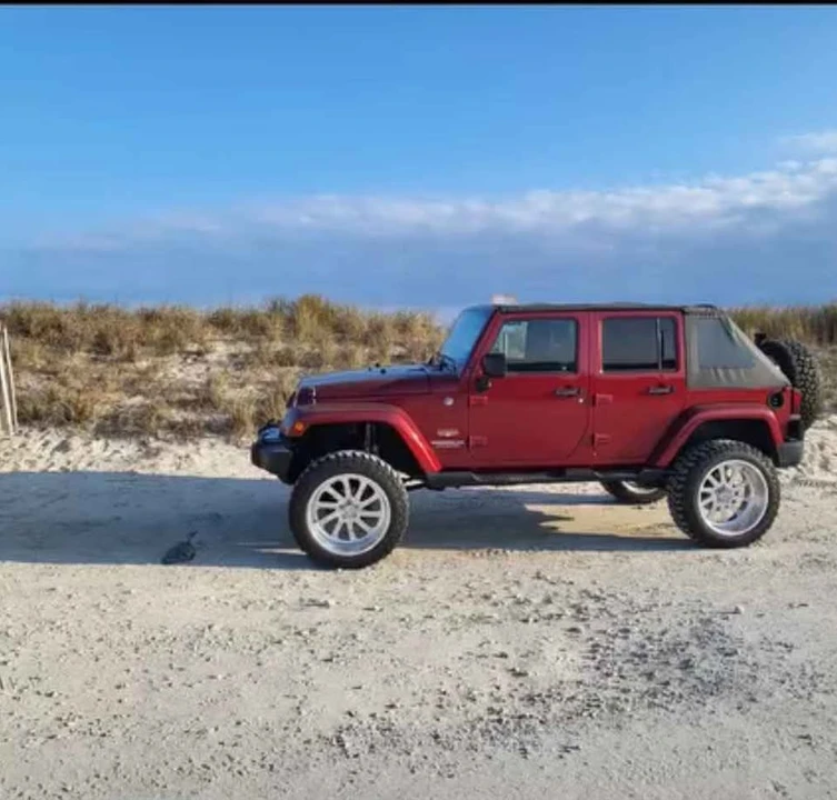 2013 Jeep JK Wrangler - Image 2 of 2
