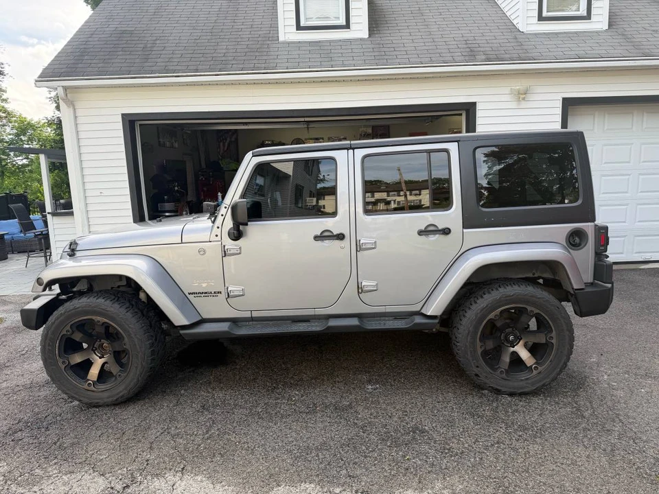 2013 Jeep JK Wrangler - Image 4 of 24