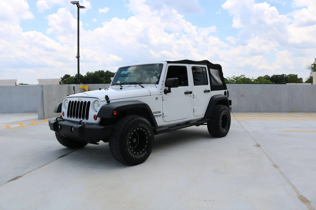 2013 Jeep JK Wrangler - Image 8 of 31