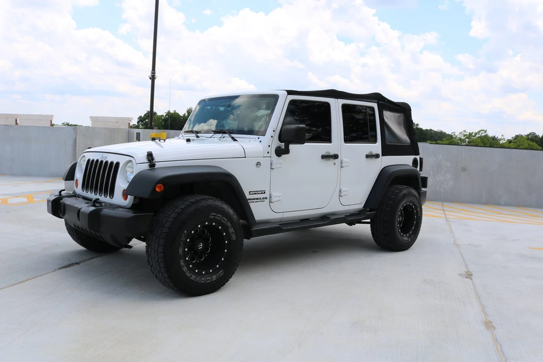 2013 Jeep JK Wrangler - Image 9 of 31