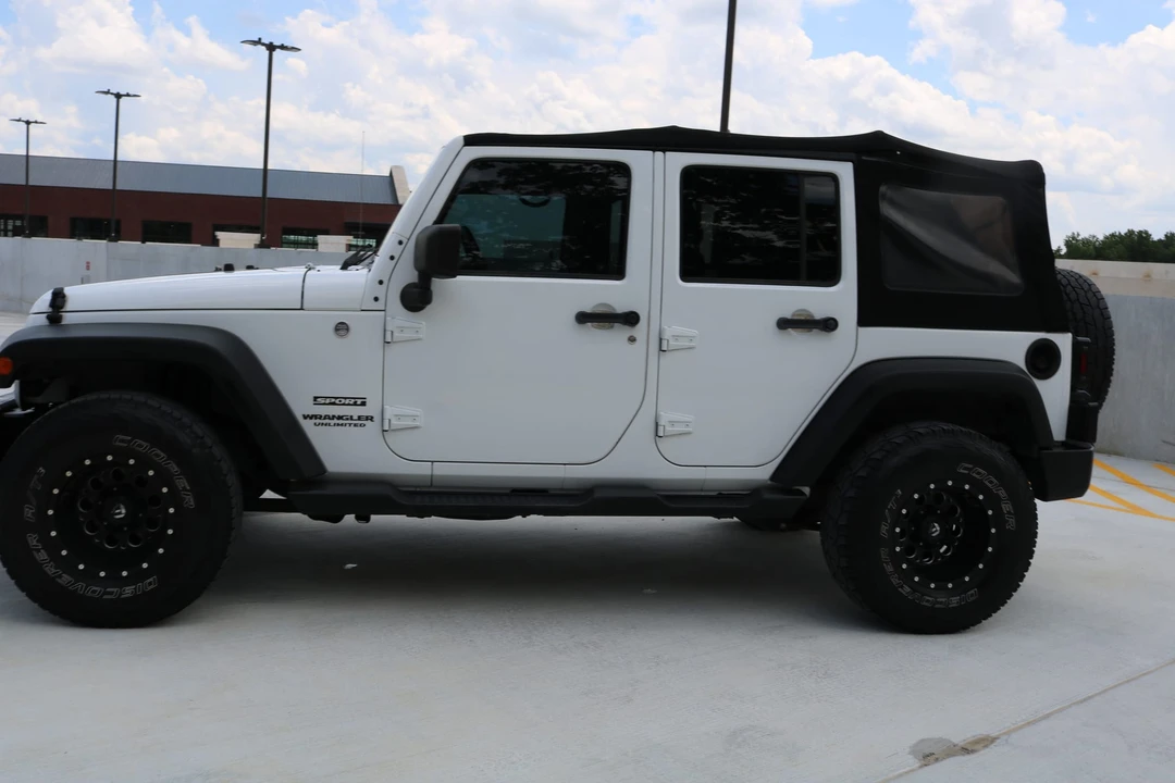 2013 Jeep JK Wrangler - Image 13 of 31
