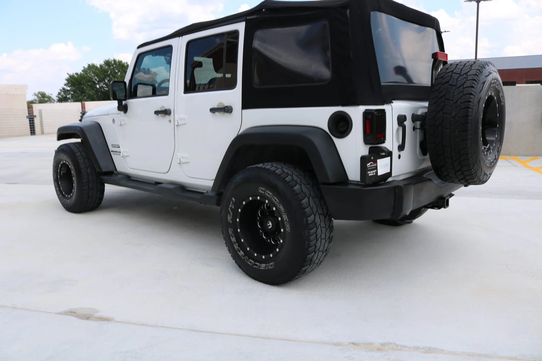 2013 Jeep JK Wrangler - Image 14 of 31