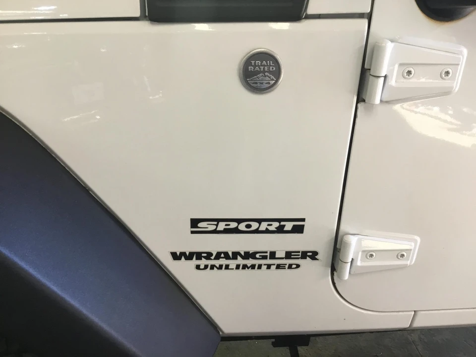 2013 Jeep JK Wrangler - Image 14 of 31