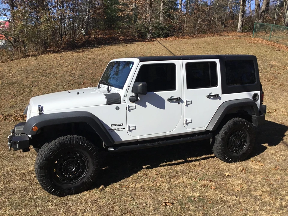 2013 Jeep JK Wrangler - Image 3 of 31