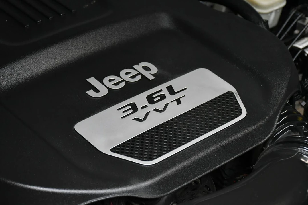 2013 Jeep JK Wrangler - Image 15 of 31