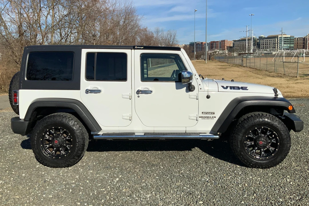 2013 Jeep JK Wrangler - Image 3 of 31