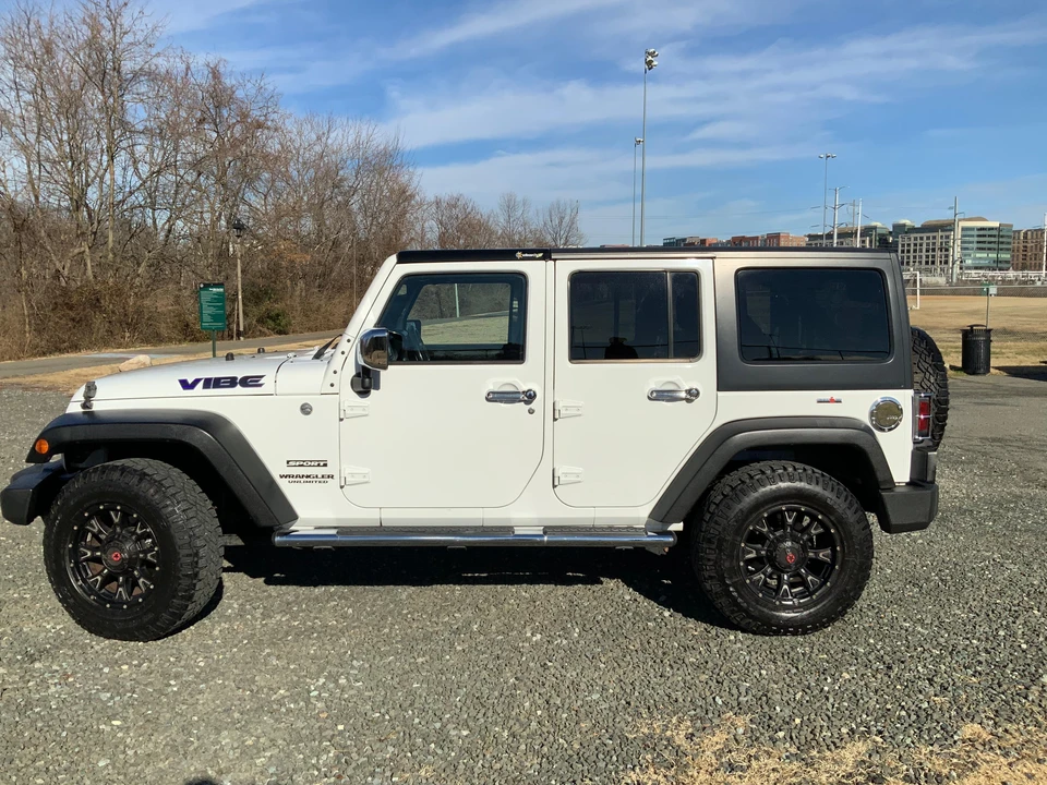 2013 Jeep JK Wrangler - Image 10 of 31