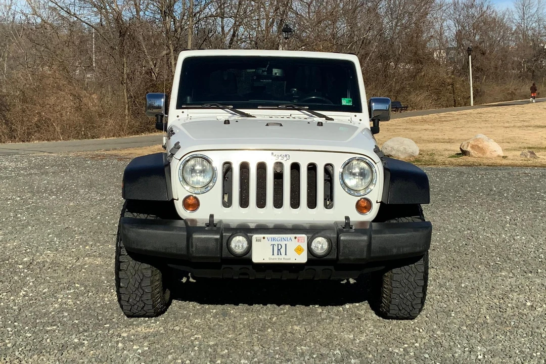 2013 Jeep JK Wrangler - Image 2 of 31