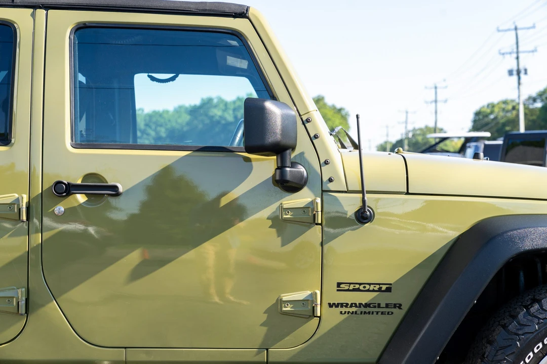 2013 Jeep JK Wrangler - Image 23 of 31
