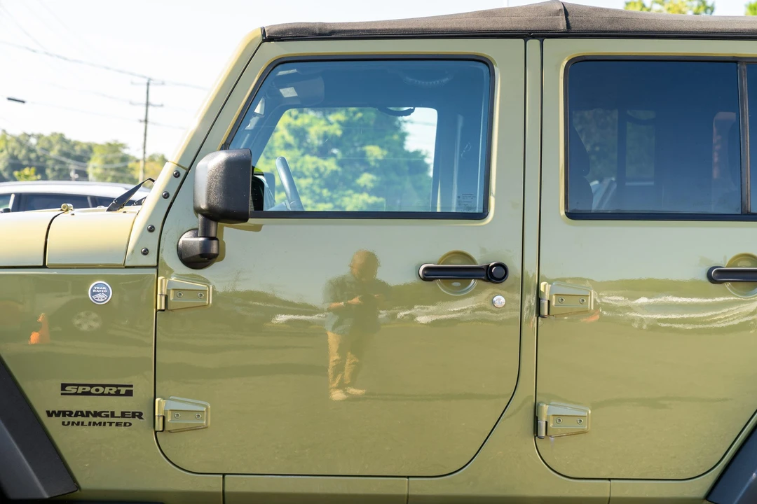 2013 Jeep JK Wrangler - Image 20 of 31