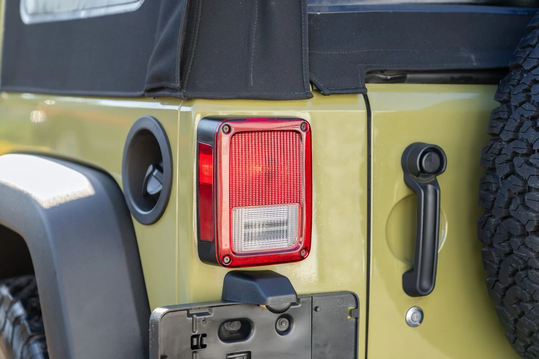 2013 Jeep JK Wrangler - Image 16 of 31