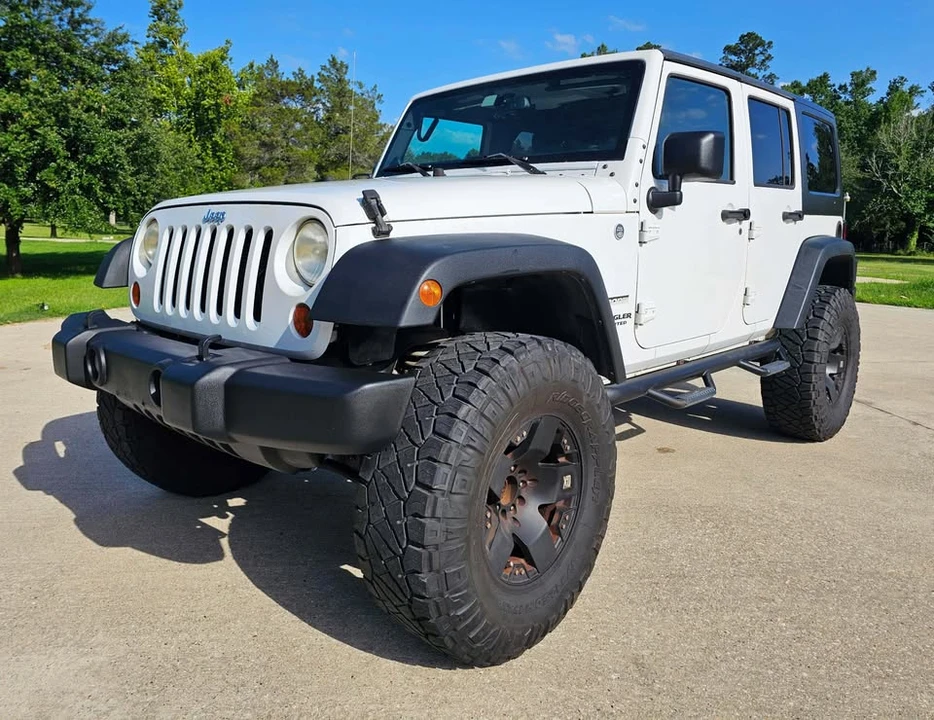 2013 Jeep JK Wrangler - Image 2 of 20