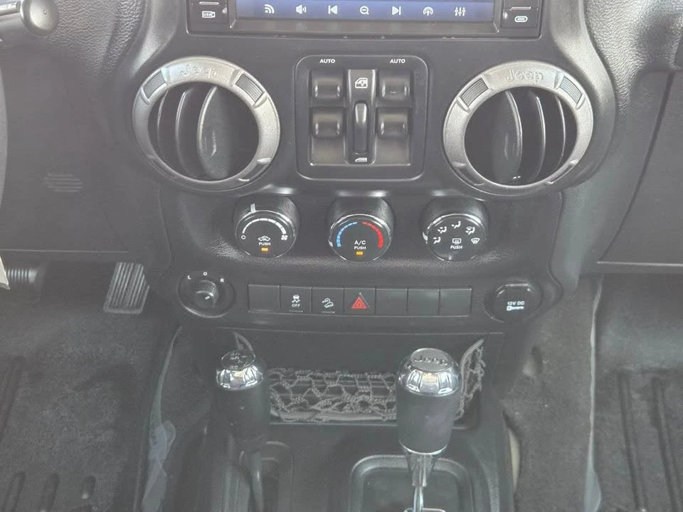 2013 Jeep JK Wrangler - Image 15 of 20