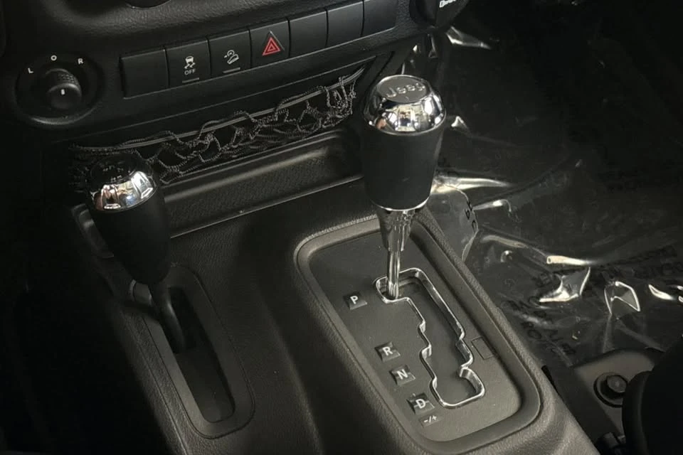 2013 Jeep JK Wrangler - Image 19 of 20