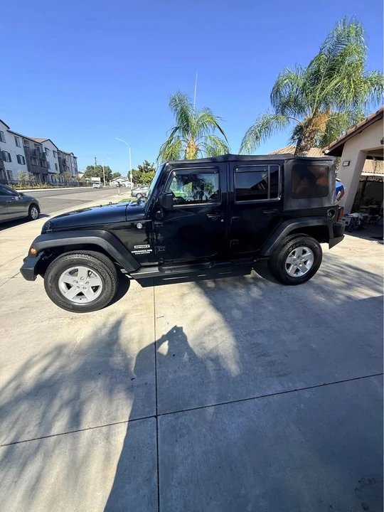 2013 Jeep JK Wrangler - Image 2 of 7
