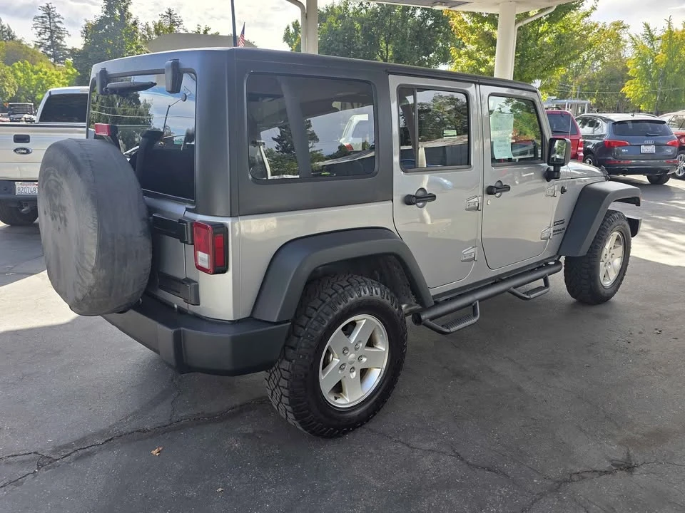 2013 Jeep JK Wrangler - Image 8 of 14