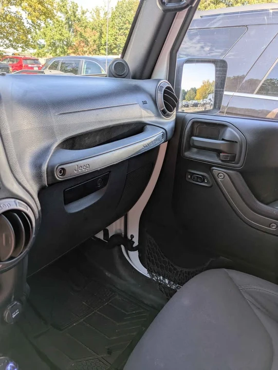 2013 Jeep JK Wrangler - Image 3 of 3