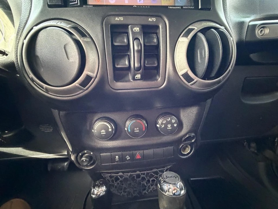 2013 Jeep JK Wrangler - Image 18 of 21